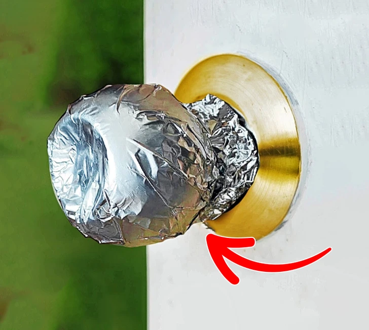 Door knob